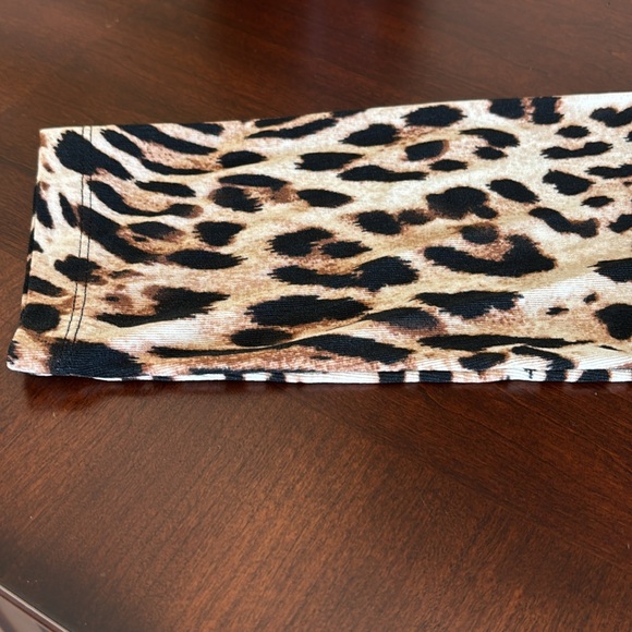 Chico’s Traveler’s Collection 3/4 sleeve animal print tunic. EUC.  Size Medium. - Picture 5 of 14